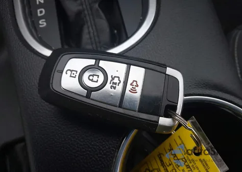 2019 Ford Mustang z USA, uszkodzony, nr VIN 1FA6P8TH2K5129312